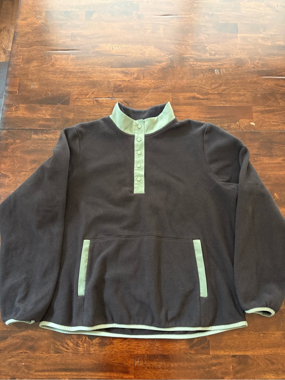 Puma | Golf Fleece Pullover in Black with Mint Trim - Size XL